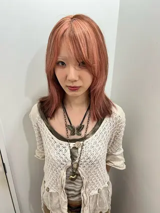 ミディアム 💥ウルフカット デザインあんな💥のヘアスタイル