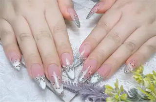 ネイル 金子 実咲のネイルデザイン