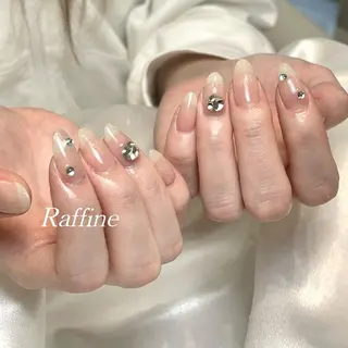 ネイル RAFFINE 月🦋🩵のネイルデザイン