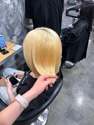 ミディアム カラー ハイトーン 横浜💞ミオのヘアスタイル