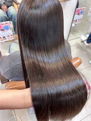 ロング カラー 阪田 真奈未のヘアスタイル