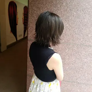 ショート カラー EMANON名古屋所属・美谷添（ミヤゾエ） まどか大人ヘアサロンのヘアスタイル