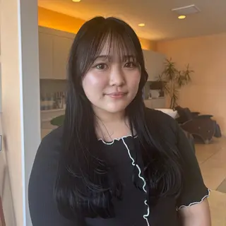 ロング ベージュカラー⌇﻿ くびれヘア.𐙚心音のヘアスタイル