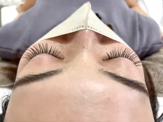 マツエク・マツパ GO TODAY 横浜cotta店所属・OIKAWA AIのマツエク・マツパデザイン