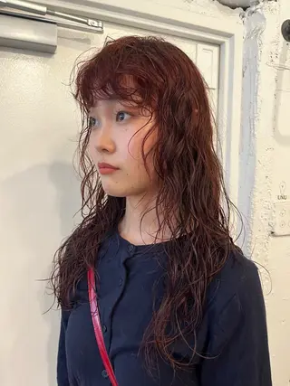 セミロング カラー パーマ ✴︎UNU ✴︎モエカのヘアスタイル