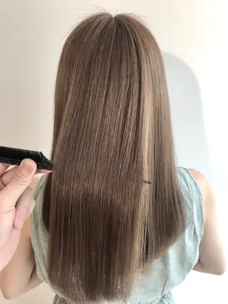 ロング カラー 🌈ハイトーン髪質改 善🌈polon🌟のヘアスタイル