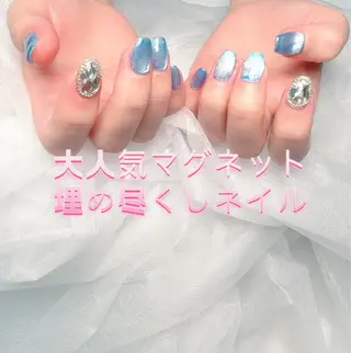 ネイル pink ladyサロン所属・べ にのネイルデザイン