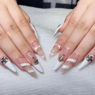 ネイル Diamond 🚢のネイルデザイン