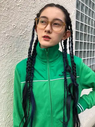 ロング ヘアアレンジ NOUN所属・eri kinjoのヘアスタイル