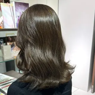 セミロング カラー ヘアアレンジ ブリーチなしカラー /新百合ヶ丘/安形翔のヘアスタイル