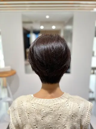 ショート 白土 さくらのヘアスタイル
