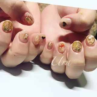 ネイル UrakoNail 《nail》のネイルデザイン