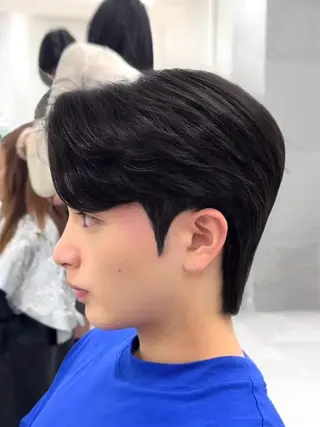 メンズ 韓国メンズスタイル 🇰🇷パーマのヘアスタイル