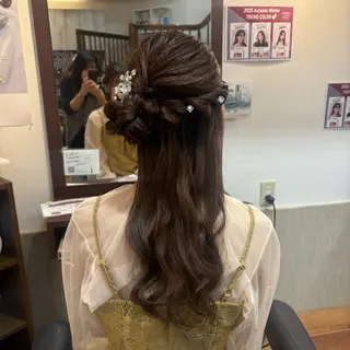 ロング MOLLASALON 浅香山店所属・髪質改善カラー 縮毛矯正🤍辻桃加のヘアスタイル
