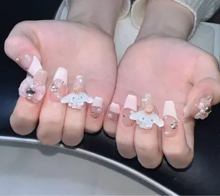 ネイル Lee Nailsのネイルデザイン