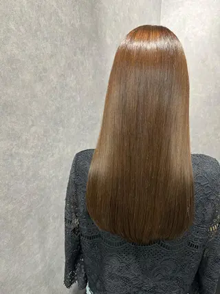 ロング 岩崎 恵実のヘアスタイル