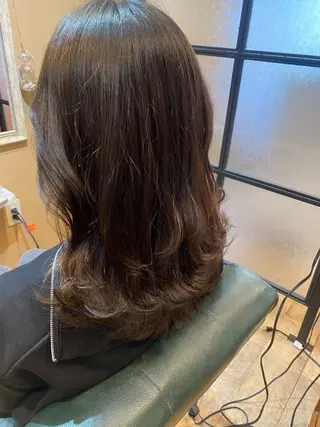 ロング 井上 彩花のヘアスタイル