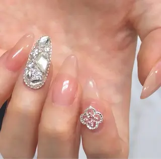 ネイル enju 新大阪店所属・enjú akari🐾のネイルデザイン