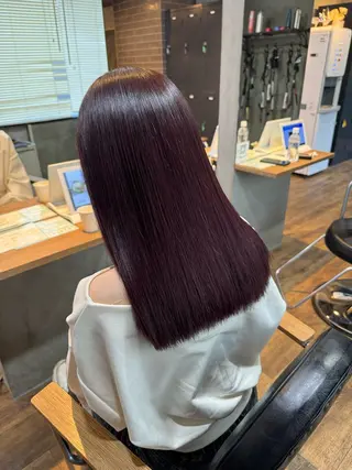 セミロング カラー Eleanor spa&treatment 札幌店内にあるシェアサロン【WHITE】所属・シルクハイトーン / 髪質改善🦋MIKUのヘアスタイル