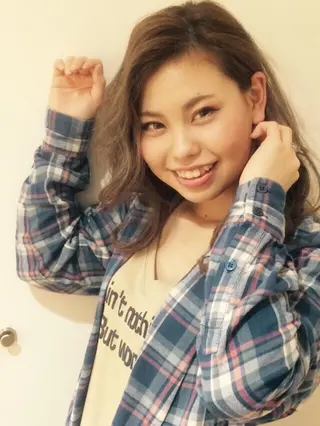 カラー 金子 直樹のヘアスタイル