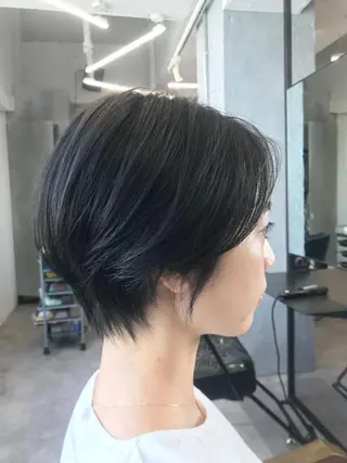 ショート カラー 色気レイヤー& ショートはお任せ🌟のヘアスタイル