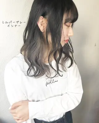 セミロング カラー しゅうさん🍝 麻田秀太郎のヘアスタイル