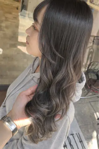 カラー 透明感のある艶髪なら 矢場町駅4番出口すぐのヘアスタイル