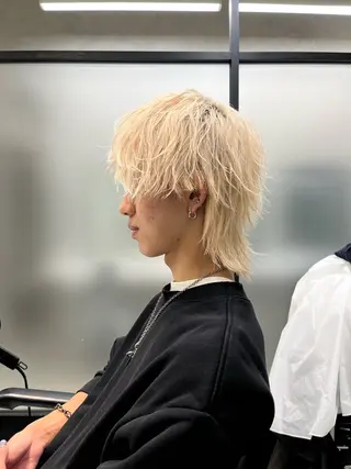 ミディアム カラー メンズ メンズパーマ特化 🔥韓国ヘア職人🔥のヘアスタイル