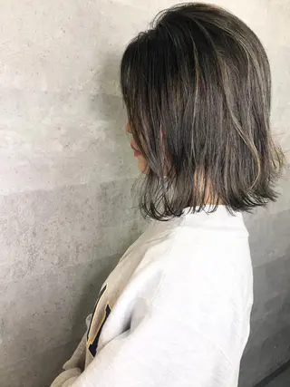 ミディアム カラー 髪質改善 中川　翔のヘアスタイル