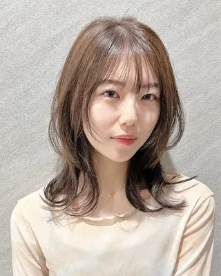 ミディアム カラー 安藤 明日翔のヘアスタイル