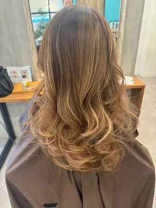 セミロング hair&make Lokahiの眉毛・アイブロウイメージ