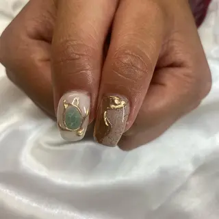 ネイル うにゃねいる🌷 Mayaのネイルデザイン