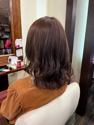 ミディアム 西形 梨瑚のヘアスタイル