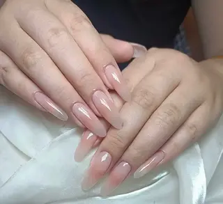 ネイル 高木 維麗絲のネイルデザイン