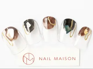 ネイル T RIRIKAのネイルデザイン