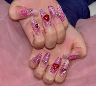 ネイル 𝐁𝐞𝐥𝐥 𝐦𝐞のネイルデザイン