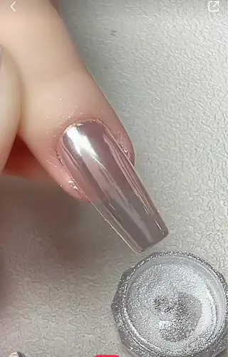 ネイル 菲菲ネイルサロン所属・FF フィフィネイルサロンのネイルデザイン