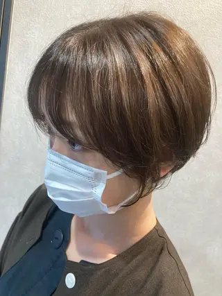 ショート カラー 宮下 弦也のヘアスタイル