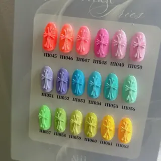 ネイル wooone所属・鶴橋wooone nail.rieのネイルデザイン