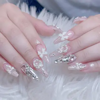 ネイル ゴテゴテ ネイルのネイルデザイン