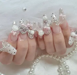 ネイル JISOO ANA.CHUOのネイルデザイン