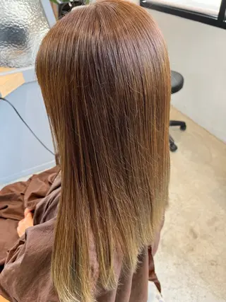 ロング カラー 福島 果音のヘアスタイル