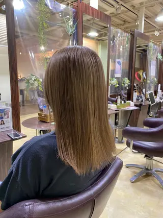 カラー ヘアーメイクポリッシュ桂所属・山﨑 将弥のヘアスタイル