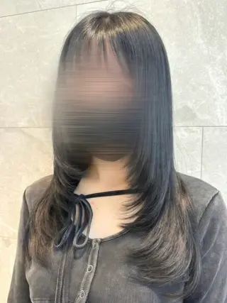 セミロング 💘Kurea💘 艶髪/韓国/暗髪のヘアスタイル