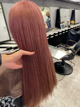 ロング カラー オフホワイトアンドなんば所属・福西 洋斗のヘアスタイル