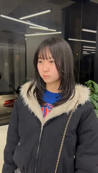 セミロング レイヤーカット/ パーマ‪/表参道のヘアスタイル