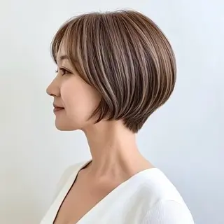 ショート グレージュ/レイヤー ふうか　渋谷のヘアスタイル