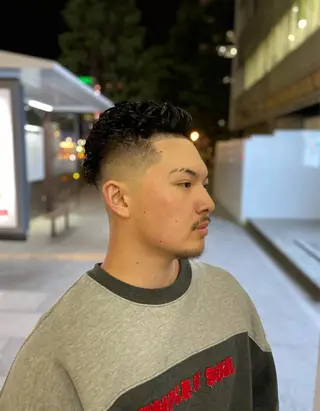 パーマ メンズ 武田 駿兵のヘアスタイル