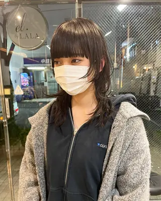 セミロング あおい/透明感 /ハイトーンのヘアスタイル