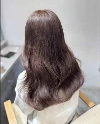 ロング カラー 梅田 ハイトーン shionのヘアスタイル